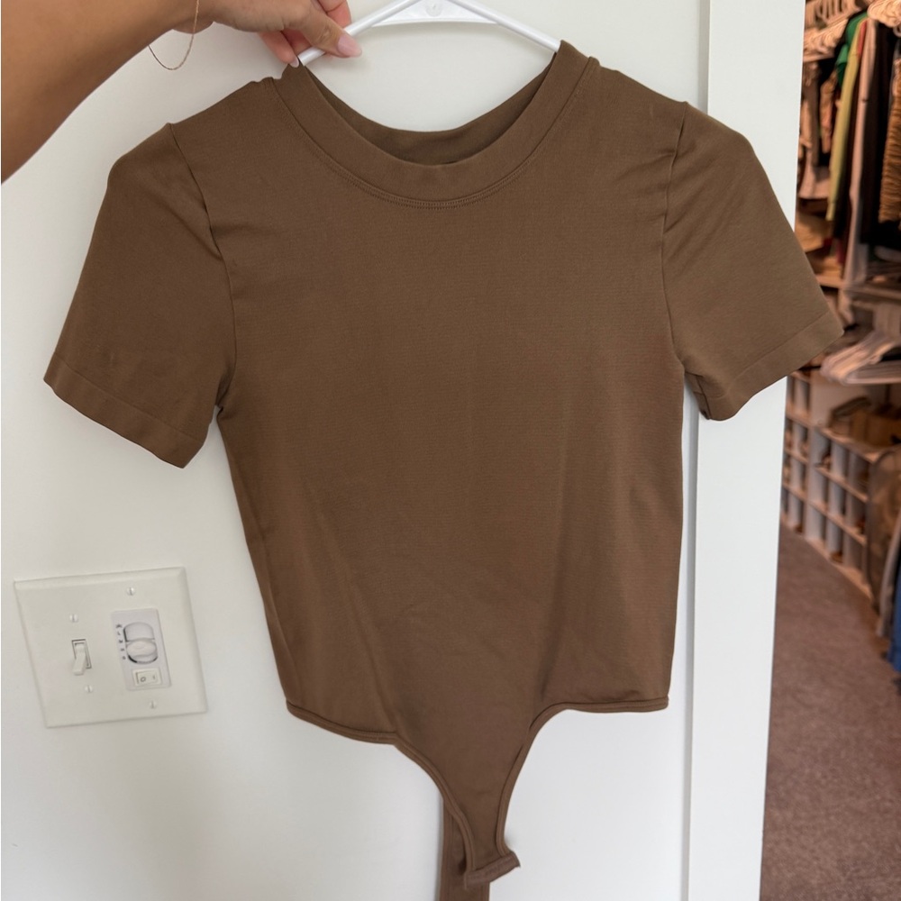 fab'rik Cocoa Short Sleeve Bodysuit